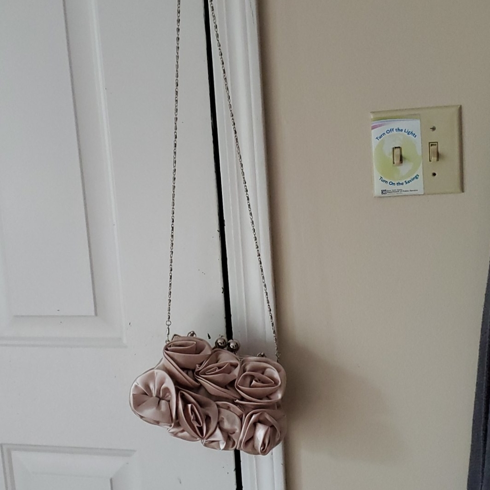 Purse - Picture 2 of 7